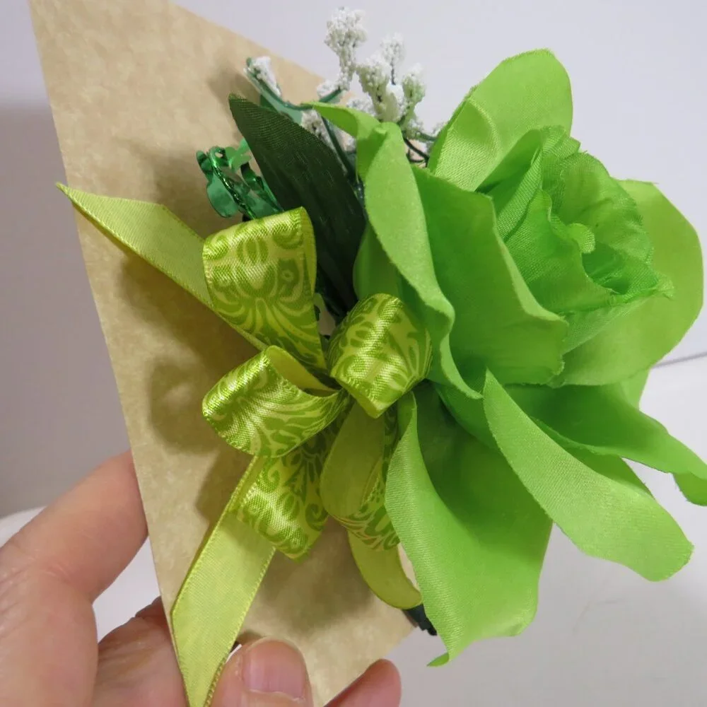 (1) Green Rose boutonniere with baby's breath faux flower